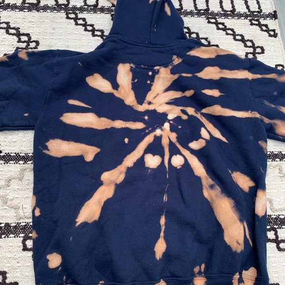 NWT Navy Blue tie dye hooded l/s sweatshirt - Picture 9 of 16
